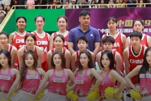 刘玉栋寄语U19女篮：坚定你们的信念 相信未来一定会绽放光芒