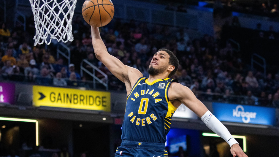 哈利伯顿几号球衣 答案在这里