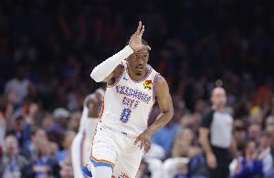 开云体育APP下载-杰伦威谈复出：康复训练做得不错 若没恢复球队不会让我上场的