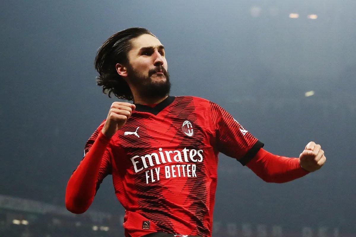 开云体育APP下载-意媒：米兰已将阿德利挂牌出售，标价约800万欧元