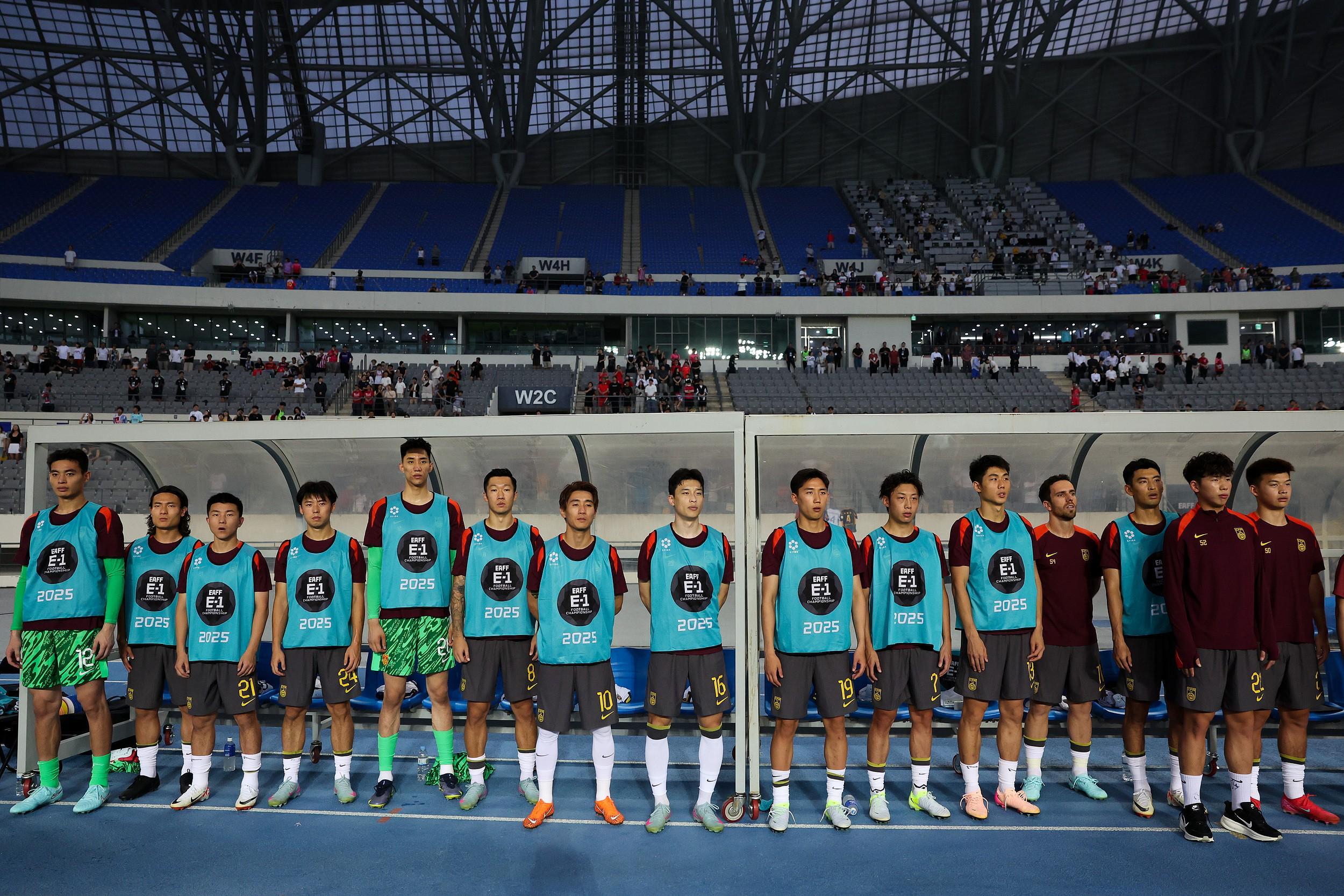 开云体育下载-共7名球员仍未在东亚杯亮相：曹永竞、徐皓阳在列；两门将未出场