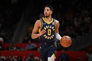 开云体育入口-遍地开花仍不够！步行者7人得分上双 哈利伯顿18分最高