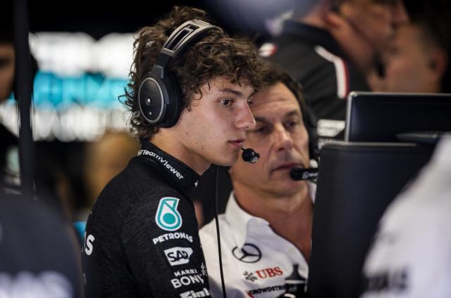 开云-汉密尔顿不可代替 但相信安东内利能成为优秀车手