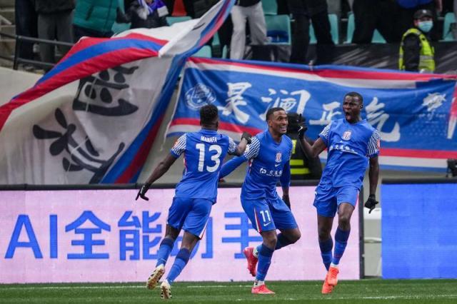 开云体育入口-【中超】米内罗首球路易斯绝杀 申花2比1战胜亚泰